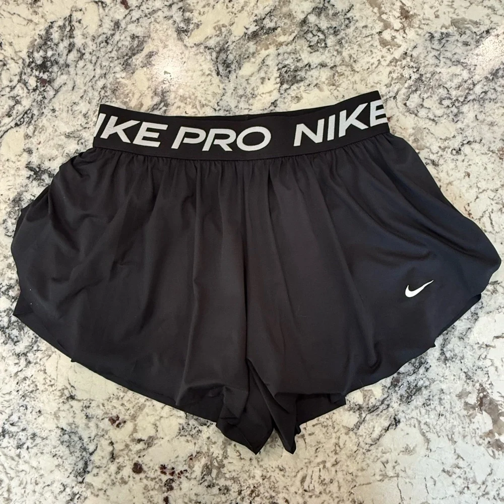 Nike Pro Dri-FIT 2-in-1 Shorts, big kids